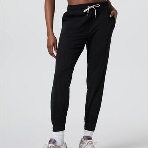 Vuori dreamknit joggers